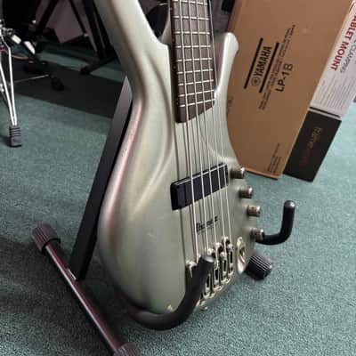Ibanez Ergodyne EDA 905 Silver Flat 5-String image 7