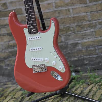 Fender Limited Edition Vintera® II '60s Stratocaster® - Fiesta Red image 3