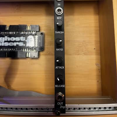 2hp Comp 2020 - Black panel image 1