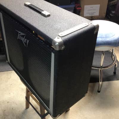 Peavey VT Classic empty 2-12 cabinet image 3