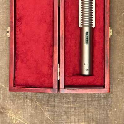 Royer R-121 Ribbon Microphone. R121 R 121 image 3