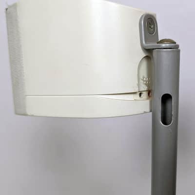 Bose FreeSpace 3 Surface Mount Satellite Speakers - White Pair w/ Omnimount Stands image 6