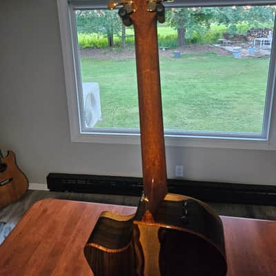 Taylor Custom GA - Satin /clear image 5