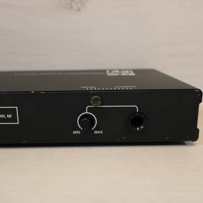 EV-Electro Voice R2 True Diversity Wireless Receiver — Rackmount EV Unit (Japan) image 9