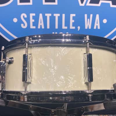 Leedy - 5.5x14" "Slingerleedy" No. 390 Shelley Manne Model Snare Drum 1958 - White Marine Pearl image 10