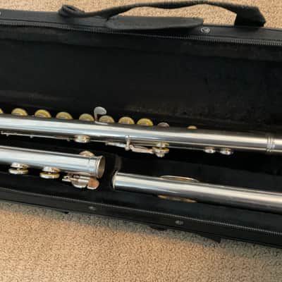 Gemeinhardt Open Hole Flute, B foot, w/Solid Silver Head Joint image 8