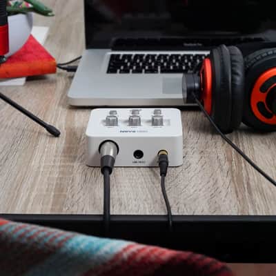 ESI Pro Tools Bundle HITMAKER UNO Audio Interface Includes Free 12 Month Subscription to Pro Tools Artist $120 Value (B-Stock) image 10