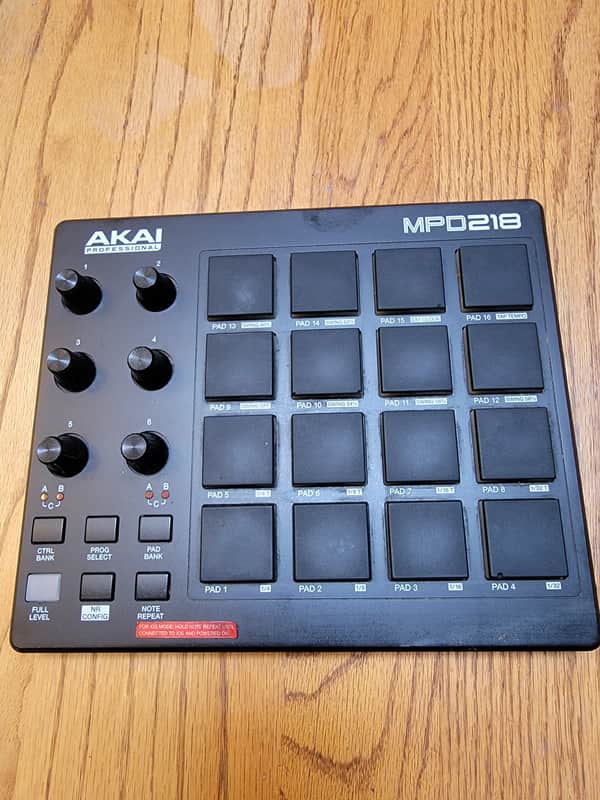Akai Professional MPD218 2015 image 1