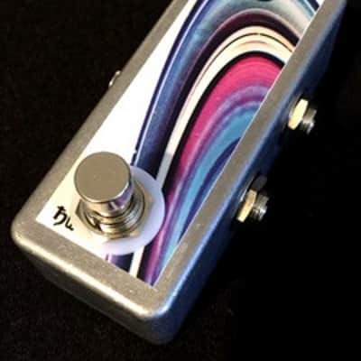 Saturnworks Stereo A/B Box Guitar Switch Pedal with TRS Jacks + LEDs - Handcrafted in California image 3