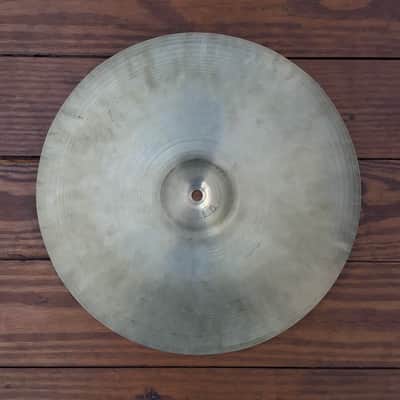 USED A Zildjian 15" Medium Thin Crash Cymbal image 2