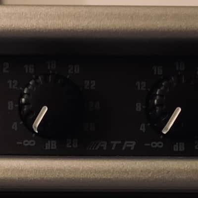 Behringer Europower EPQ304 300-Watt 4-Channel Power Amp 2010s - Standard image 6