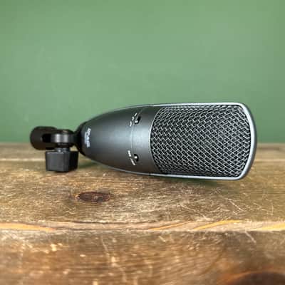 Shure BETA 27 Supercardioid Condenser Microphone 2010 - Present - Black image 2