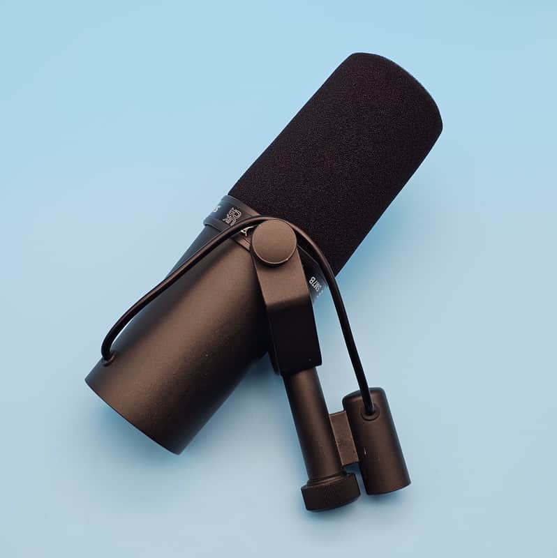 ☆Authentic Shure SM7B Cardioid Dynamic Microphone image 1