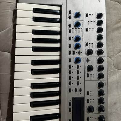Novation KS4 49-Key 16-Voice Synthesizer 2002 - Silver image 3