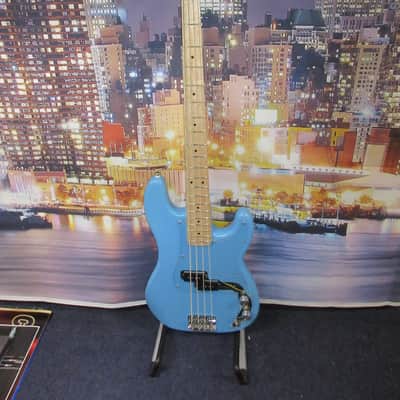 ~Cashified~ Squier Precision Bass w/Clear Pickguard: Check out the Electronics image 13