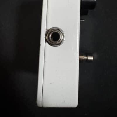 Electro-Harmonix Pitch Fork Polyphonic Pitch Shifter / Harmony Pedal 2014 - Present - Black / White / Red image 4