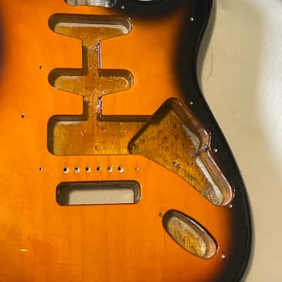 1993 MIM Fender Mexico 3TS Sunburst Stratocaster Guitar Body 6 Post Tremolo image 4