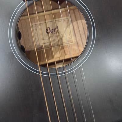 Used Cort Core OC SP OPTB w/bag image 4