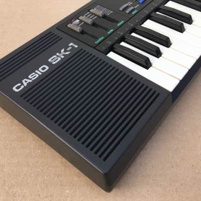 Casio SK-1 Classic Vintage Sampling Synthesizer Keyboard + Case image 4