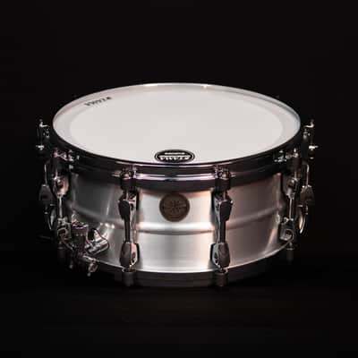 Tama 14"x 6" Starphonic Aluminum Snare Drum image 2