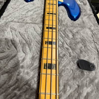 Fender American Ultra Jazz Bass with Maple Fretboard 2019 - Present - Cobra Blue image 8