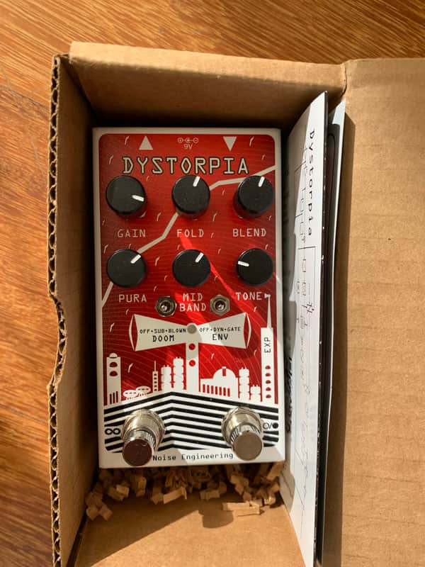 Dystorpia 2024 - Red: Uncompromising Noise Synthesizer