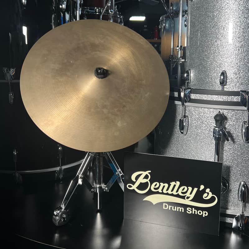 Vintage 60's Zildjian 18" Medium Crash 1380g. (Bag 4) image 1