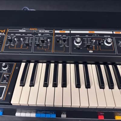 Roland Jupiter 4 synthesizer Bild 6