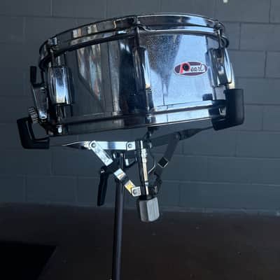 Vintage 60's Pearl 5.5x14" Chrome 8 Lug Snare Drum image 2