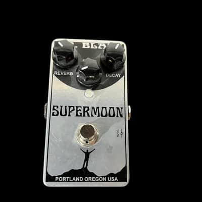 Mr. Black Supermoon Reverb | Reverb