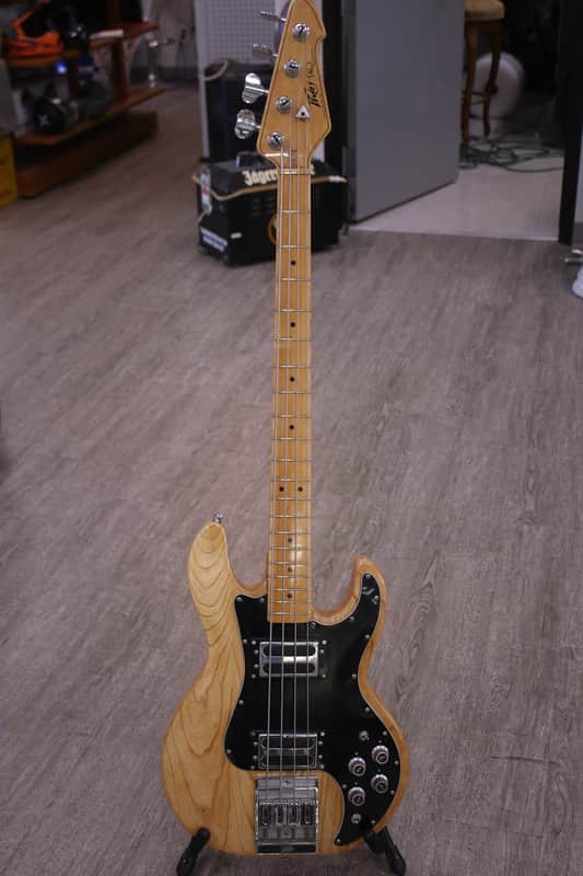 1984 Peavey T-40 4-String Bass Natural Maple Fret (199868 US) image 1