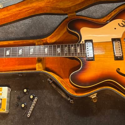 Epiphone Riviera E360TD 1966 - Sunburst image 17