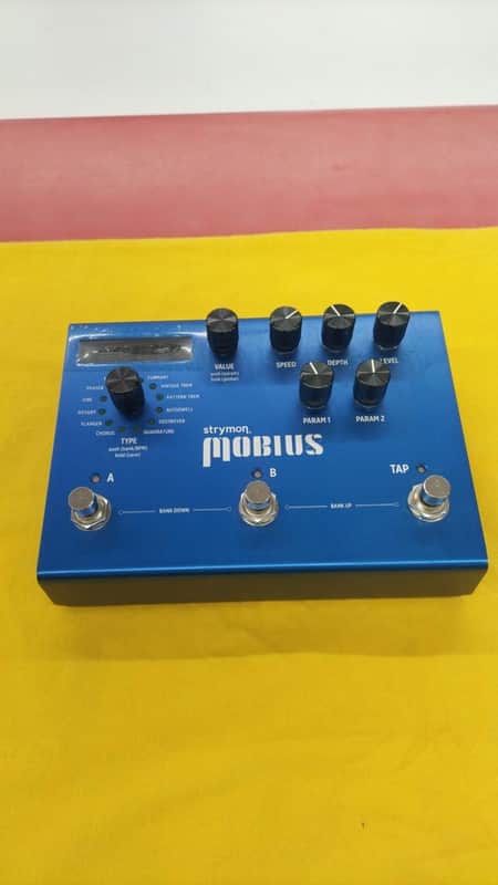 Strymon Mobius