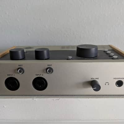 Universal Audio Volt 476 USB-C Audio Interface 2021 - Present - Tan / Gray image 2