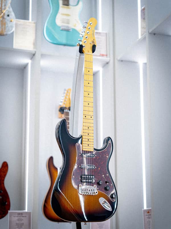 G&L Tribute Legacy HSS 3-Tone Sunburst MP image 1