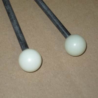 one (new old stock) pair Gambal Manufacturing GPN (UG13GPNXX) Bells, Xylophone Percussive Keyboard MALLETS, 1 inch White Hard Acrylic Ball Heads with Black Synthetic Shafts, with original packaging - from 1990s - early 2000s image 8