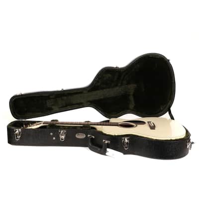 Martin Custom Shop OM 14-Fret Antique White NAMM 2025 image 9