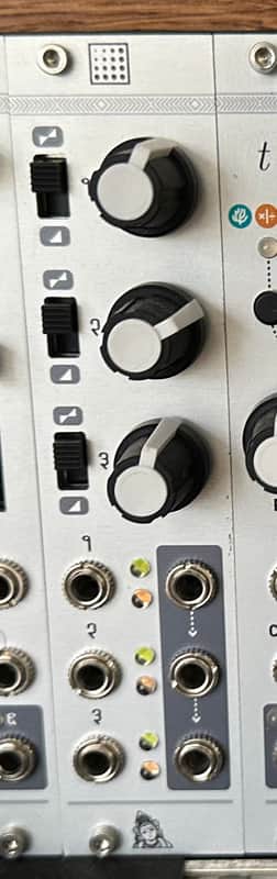 Mutable Instruments Shades Mixer / Attenuverter v2 image 1