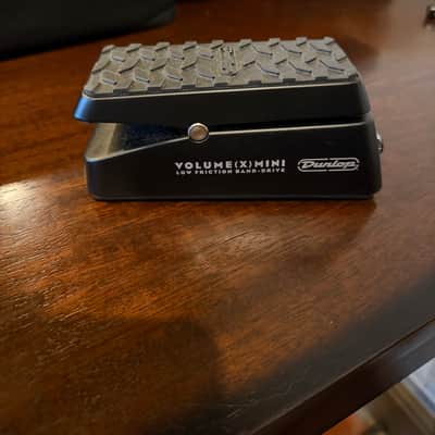 Dunlop DVP4 Volume X Mini Pedal 2016 - Present Black image 1