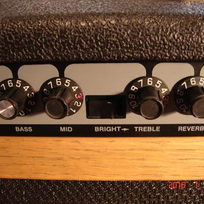Crate CR112 Combo Guitar Amplifier image 4