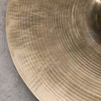 Zildjian 15.5" A Avedis Suspended Cymbal Vintage 1960's 1,355g imagen 12