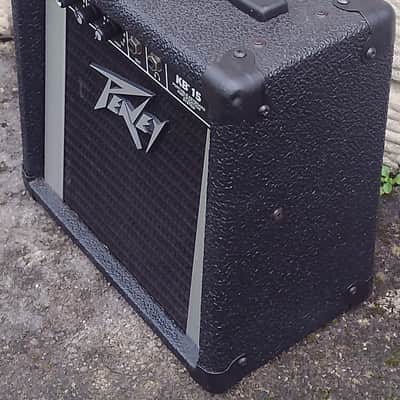 Peavey KB15 watt portable amp-mains/battery powered. image 3