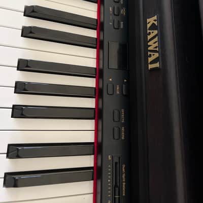 Kawai CN390 2008 - Dark image 7