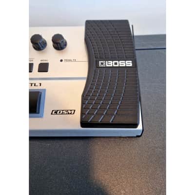 Boss GT-1B - Effects Pedal - Silver - Mint w/ Original Box image 9