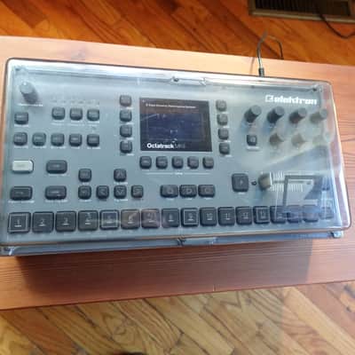 Elektron Octatrack MkII Dynamic 8-Track Performance Sampler 2017 - 2021 - Gray image 3
