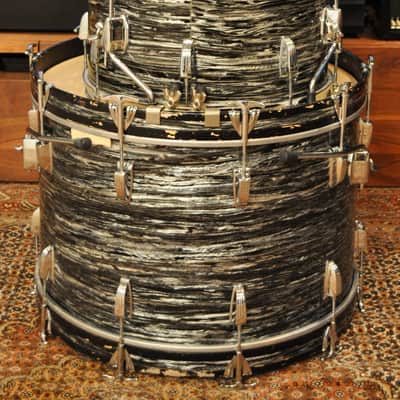Ludwig Black Oyster Pearl Super Classic 1963-1964 image 5