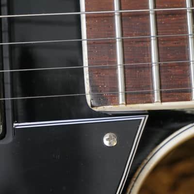 Video! 2001 "Just Shoot Me" Gibson ES-175 Black Top Sunburst Back/Sides | Burnt on TV image 6