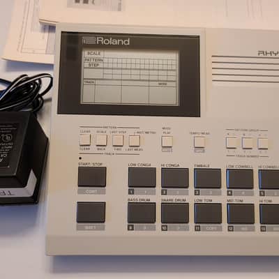 Cleaned Roland TR-505 with Manuals and power adapter image 2