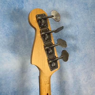 Fender AJB-M Aerodyne Jazz Bass Medium Scale Old Candy Apple Red, MIJ image 15