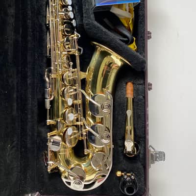 Yamaha YAS-23 Alto Saxophone w/ hardcase & accessories image 1